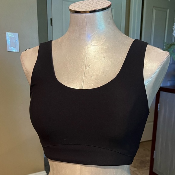All In Motion Women’s Sports Bra low back Black Size medium - Picture 2 of 11